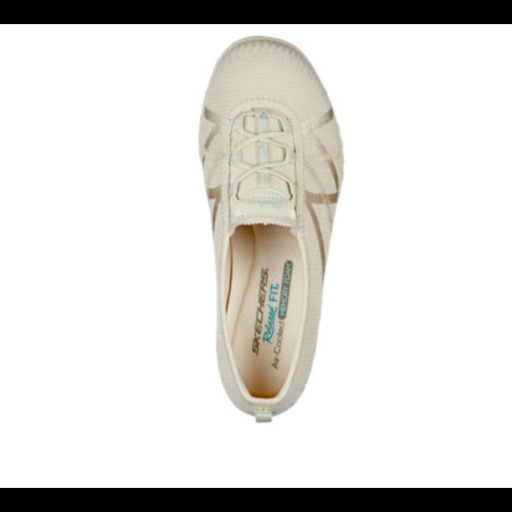 NWOT Skechers - Picture 2 of 5